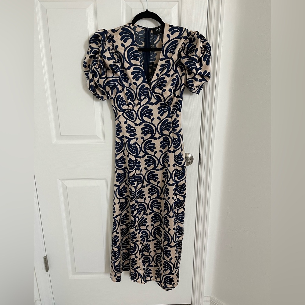 AX Paris Cream and Navy Puff Sleeve Sheath Dress US SIZE 6